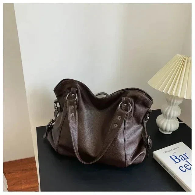 Elegante y multifuncional bolso de cuero