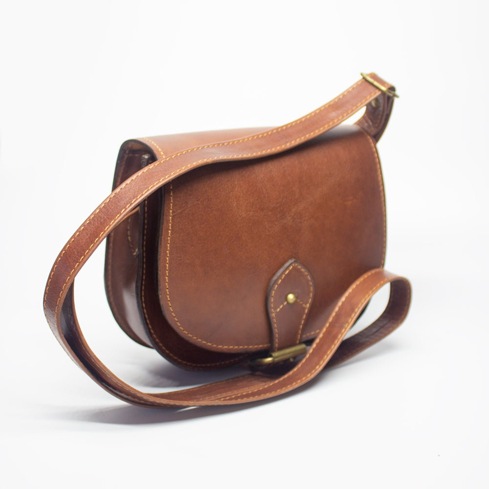 Bolso de hombro marrón