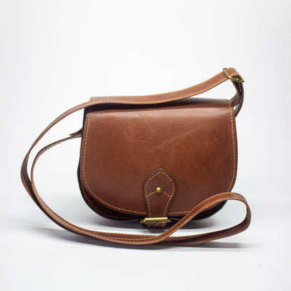 Bolso de hombro marrón