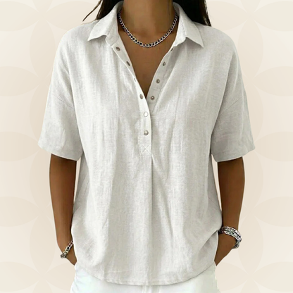 Sofía | Blusa con cuello y detalle de botón