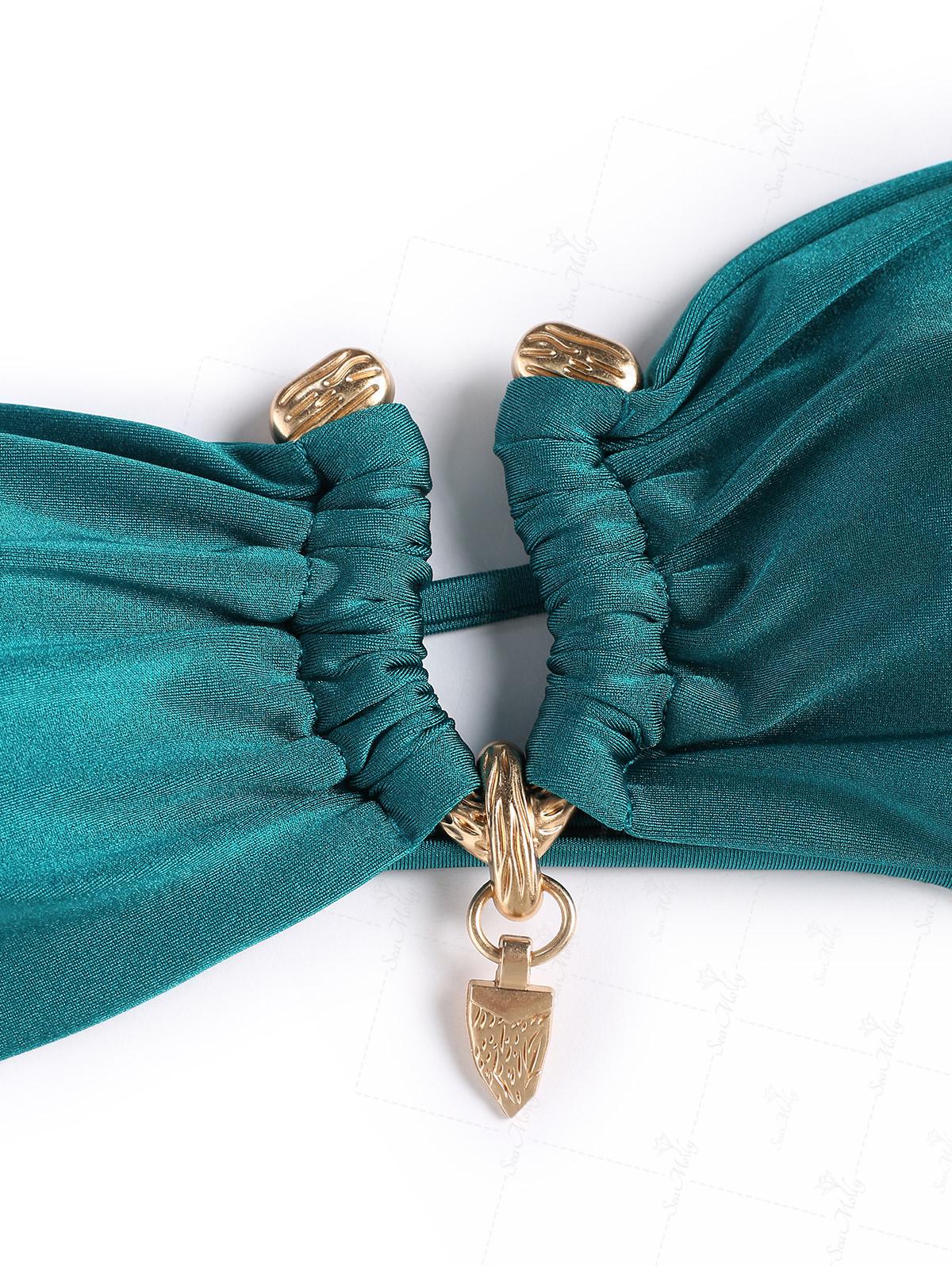 Elena | Bikini bandeau con aplique dorado y diseño estructurado