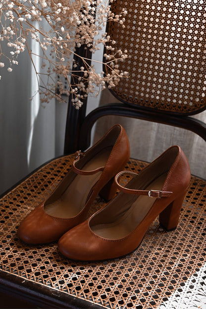 Bravina | Sandalias diarias con tira en tacón bajo