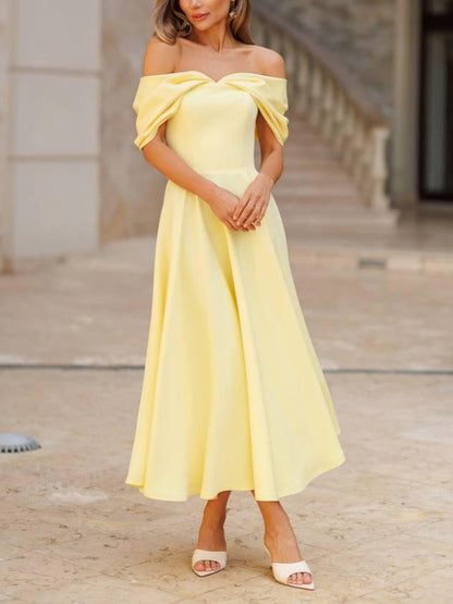 Candela | Vestido maxi elegante con hombros descubiertos y drapeado