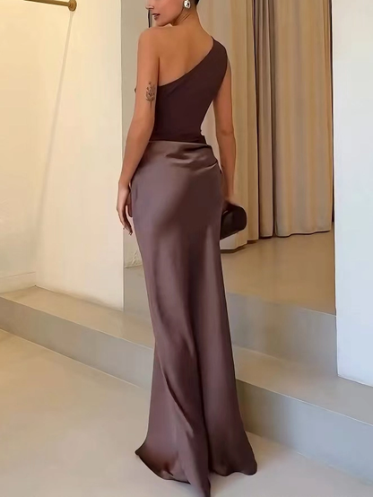 Laura | Vestido maxi de fiesta elegante con un hombro y pliegues