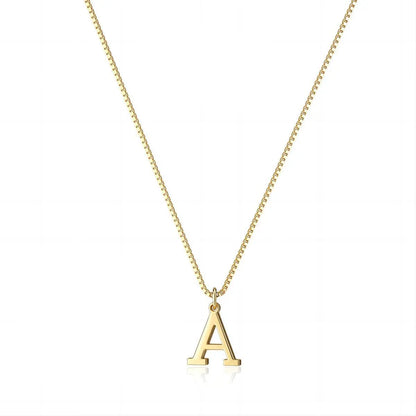 Collar con iniciales de letras de amor