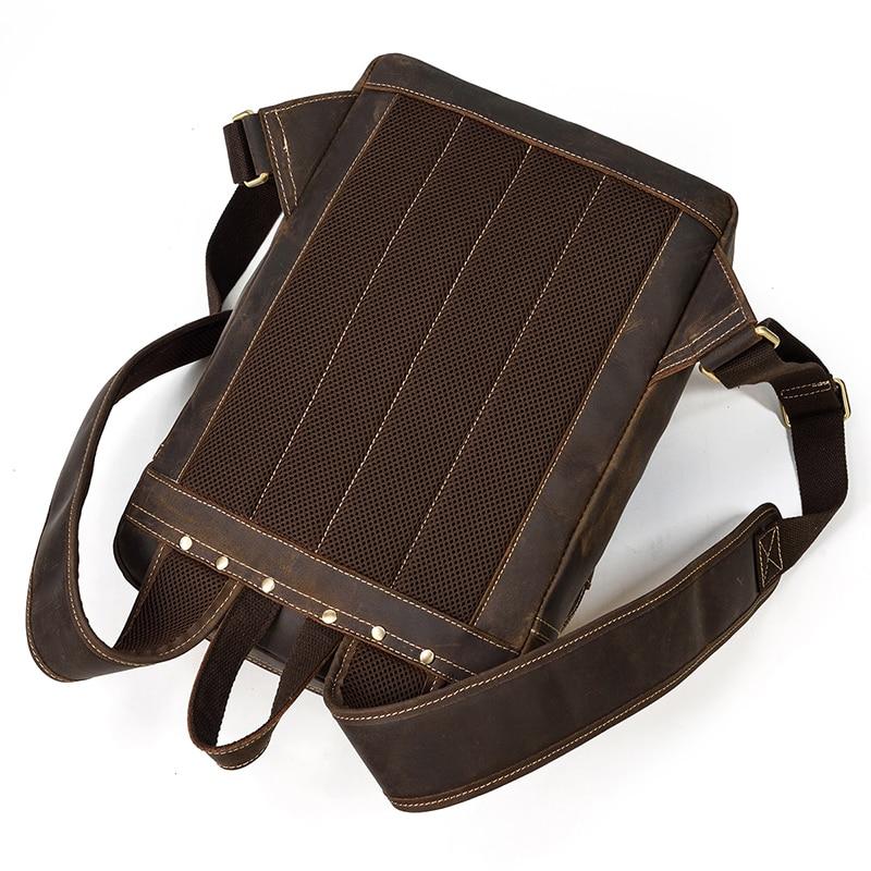 Gran mochila vintage de cuero para hombres