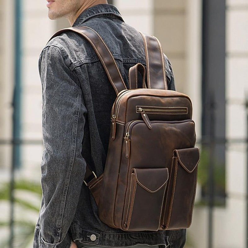 Gran mochila vintage de cuero para hombres