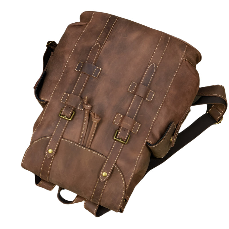 Mochila de cuero espaciosa