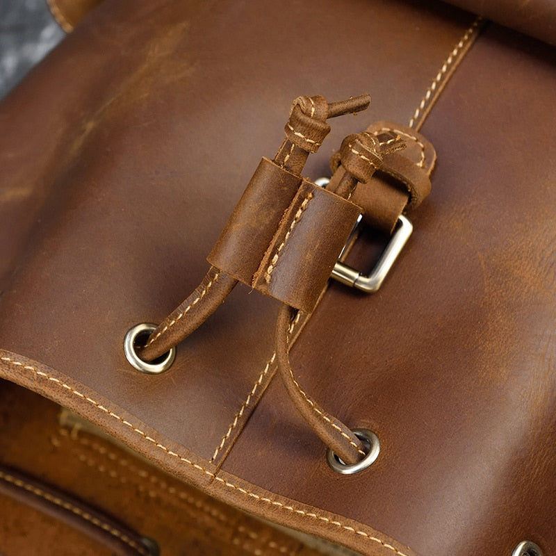 Mochila Unisex de Cuero Crazy Horse