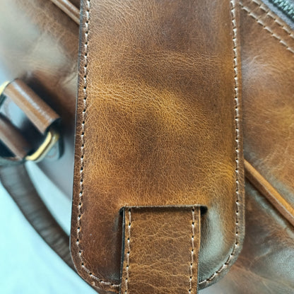 Bolso de viaje mini de cuero para damas brillante