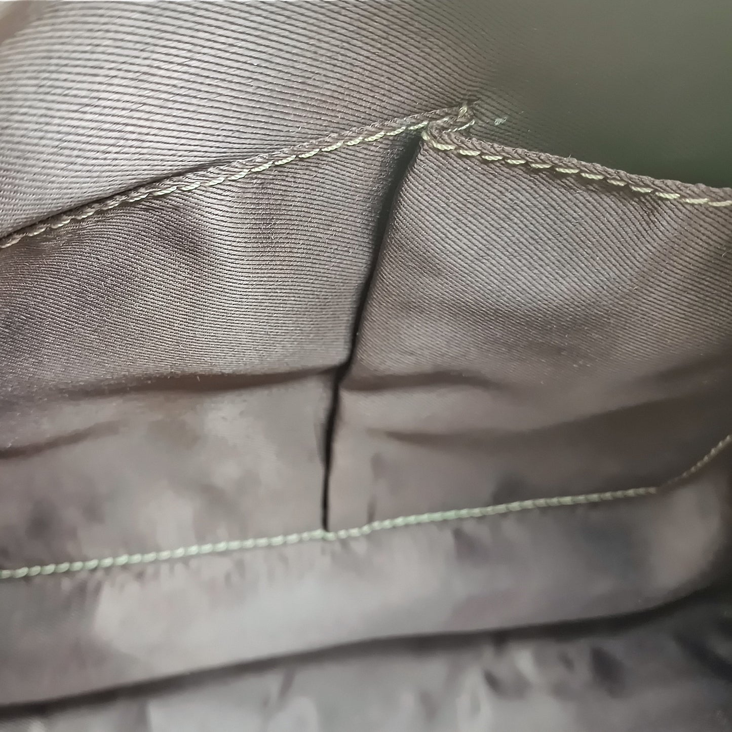Bolso Mini Duffel en Cuero Crazy Horse
