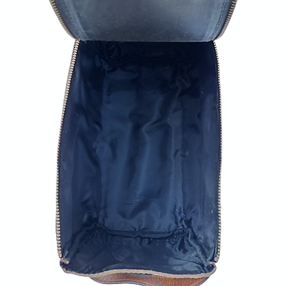 Bolsa de Aseo en Color Marrón Caza