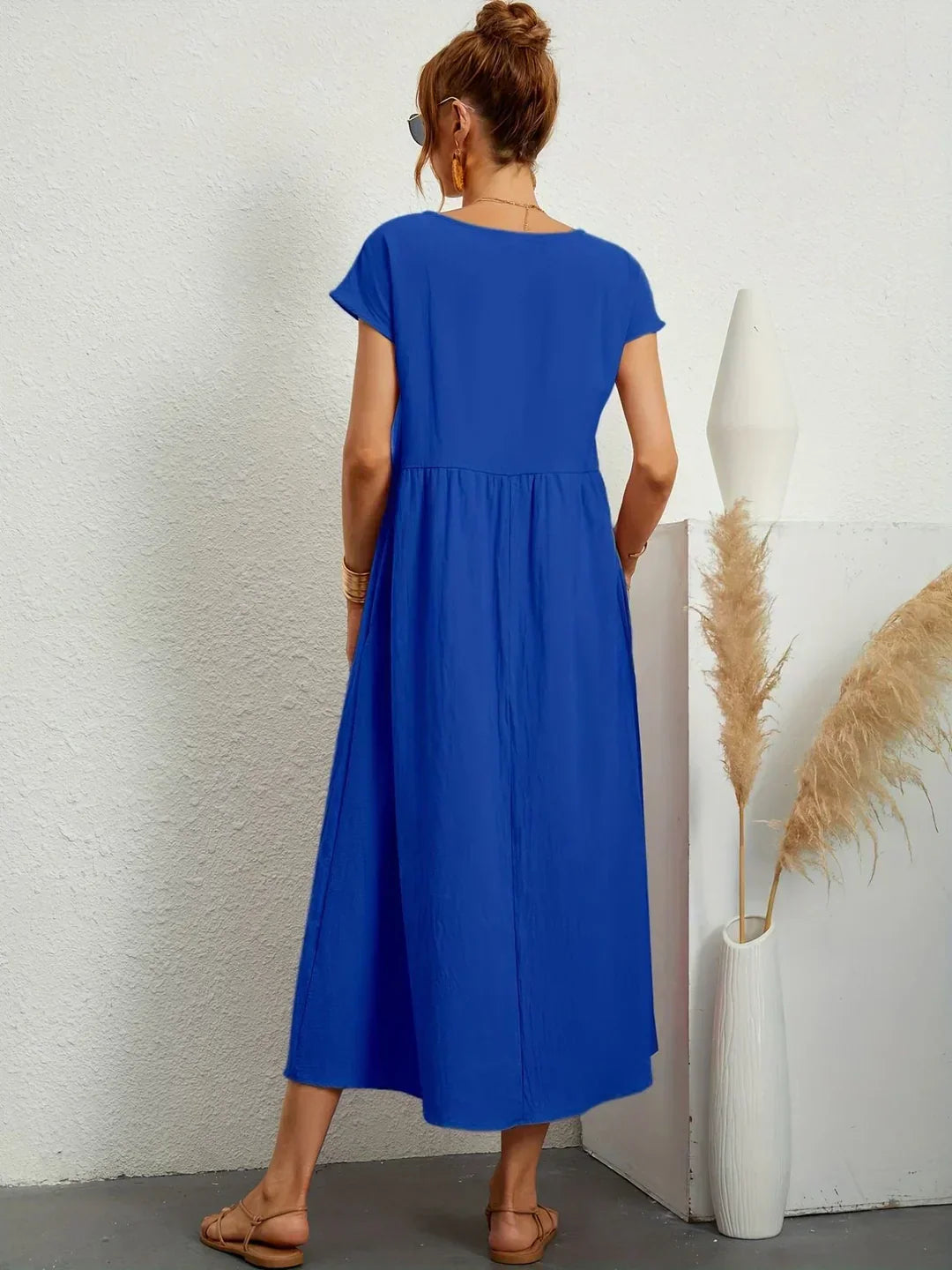 Gabrielle | Vestido Midi Fluido con Elegancia Atemporal
