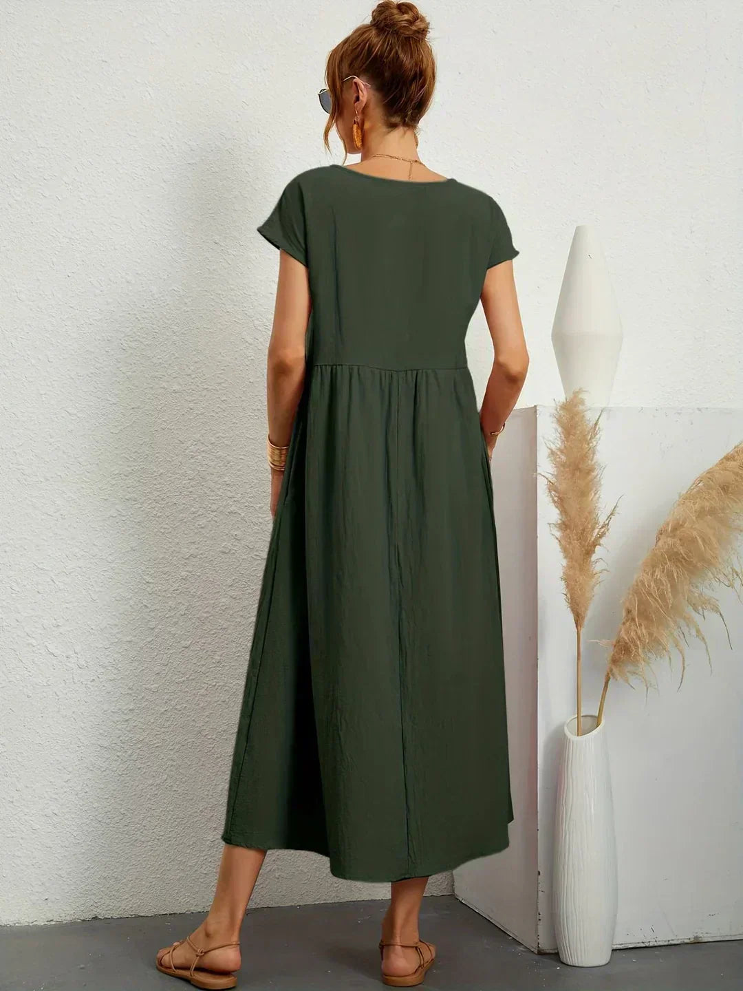 Gabrielle | Vestido Midi Fluido con Elegancia Atemporal