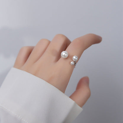 SOFÍA | Anillo ajustable triple con perlas de agua dulce