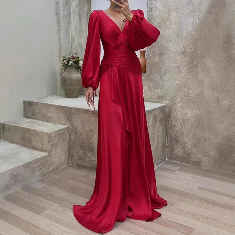 Aubrie - Elegant Maxi Dress with Flowing Design