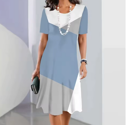 Dalia™ - Women's Pleated Dress with Colour Blocks