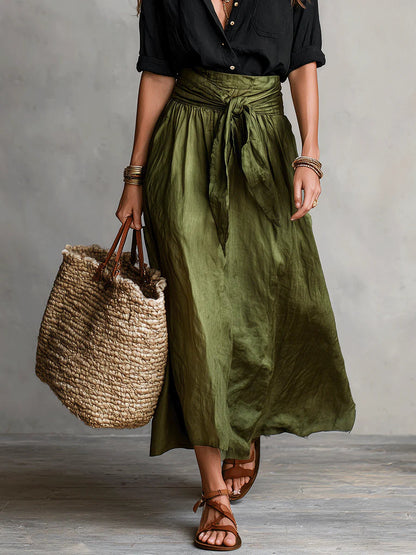 RÍO | Conjunto de Dos Piezas: Top Negro y Falda Midi Verde Oliva
