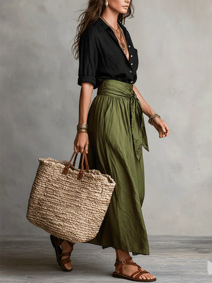 RÍO | Conjunto de Dos Piezas: Top Negro y Falda Midi Verde Oliva