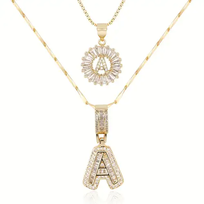 Collar con inicial incrustada | Oro