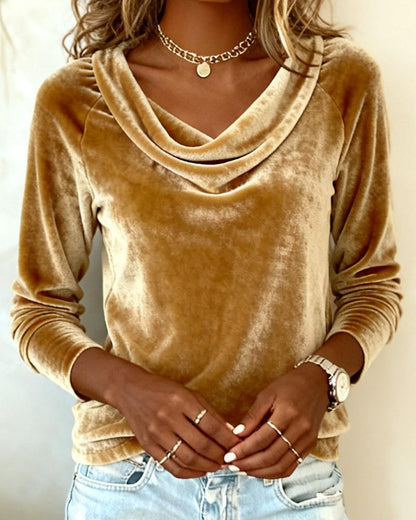 Velvet top with long sleeves, plain colour
