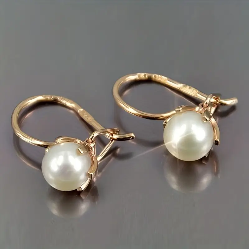 Pendientes Elegantes de Perlas Doradas