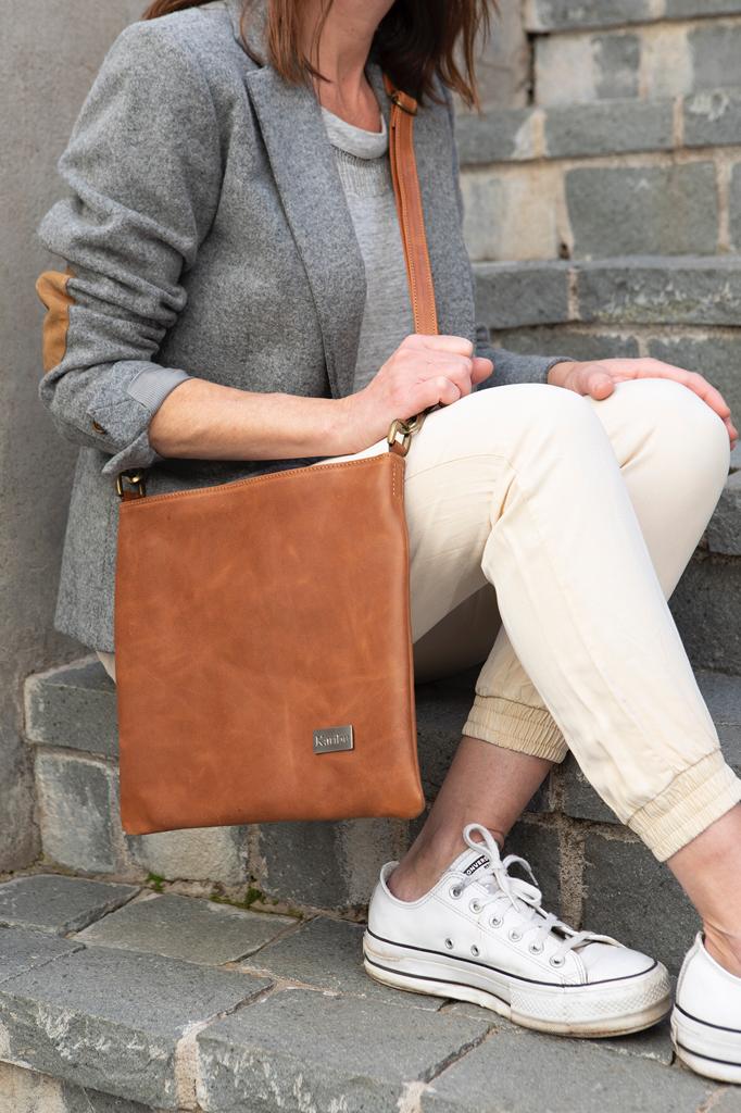 Cartera marrón de Emma