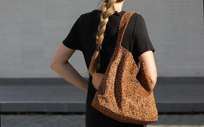 Dominique Cartera de Animal Print